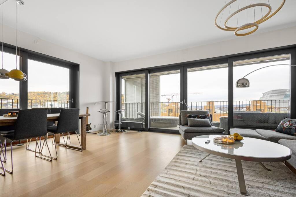 Modern 3Bed Room Sea View Apartment @ Oslo Barcode المظهر الخارجي الصورة