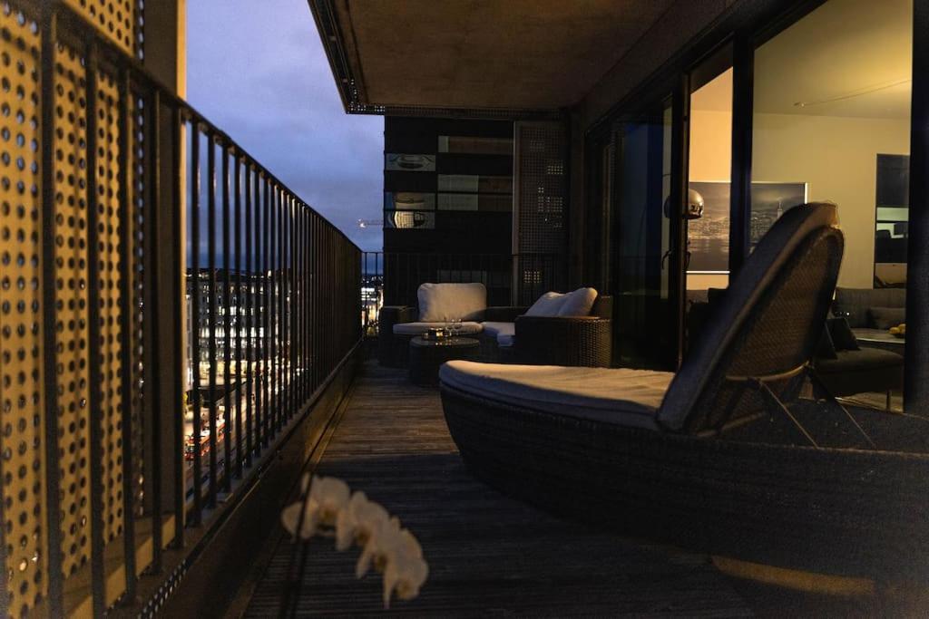 Modern 3Bed Room Sea View Apartment @ Oslo Barcode المظهر الخارجي الصورة