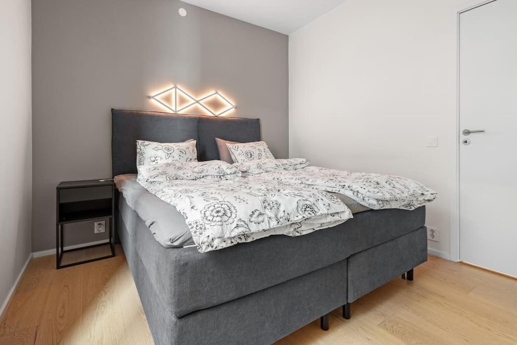 Modern 3Bed Room Sea View Apartment @ Oslo Barcode المظهر الخارجي الصورة