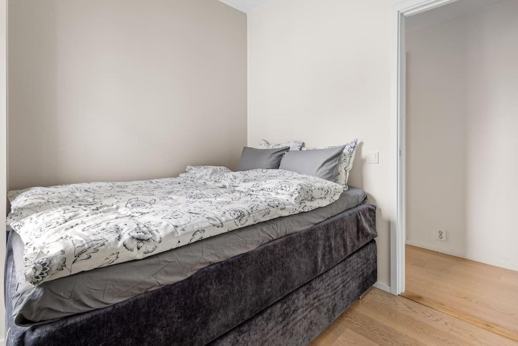 Modern 3Bed Room Sea View Apartment @ Oslo Barcode المظهر الخارجي الصورة